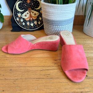 Vince Camuto Stephena Wedges